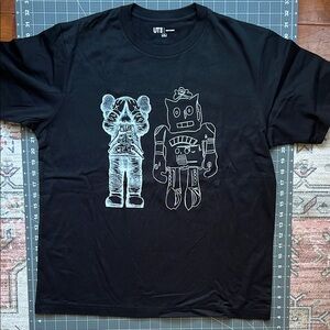 Uniqlo Kaws + Warhol Men’s Black Graphic T-Shirt XL